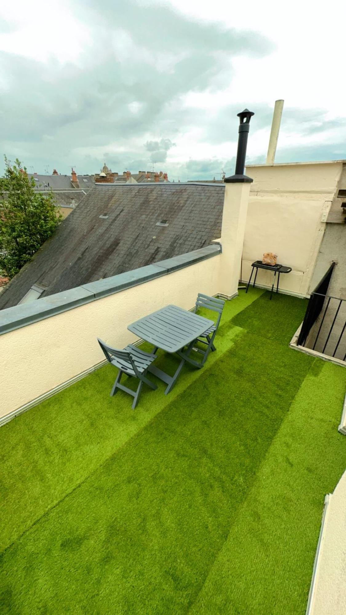 Le Rooftop - Terrasse Vue Cathedrale - Netflix Orléans Exteriör bild